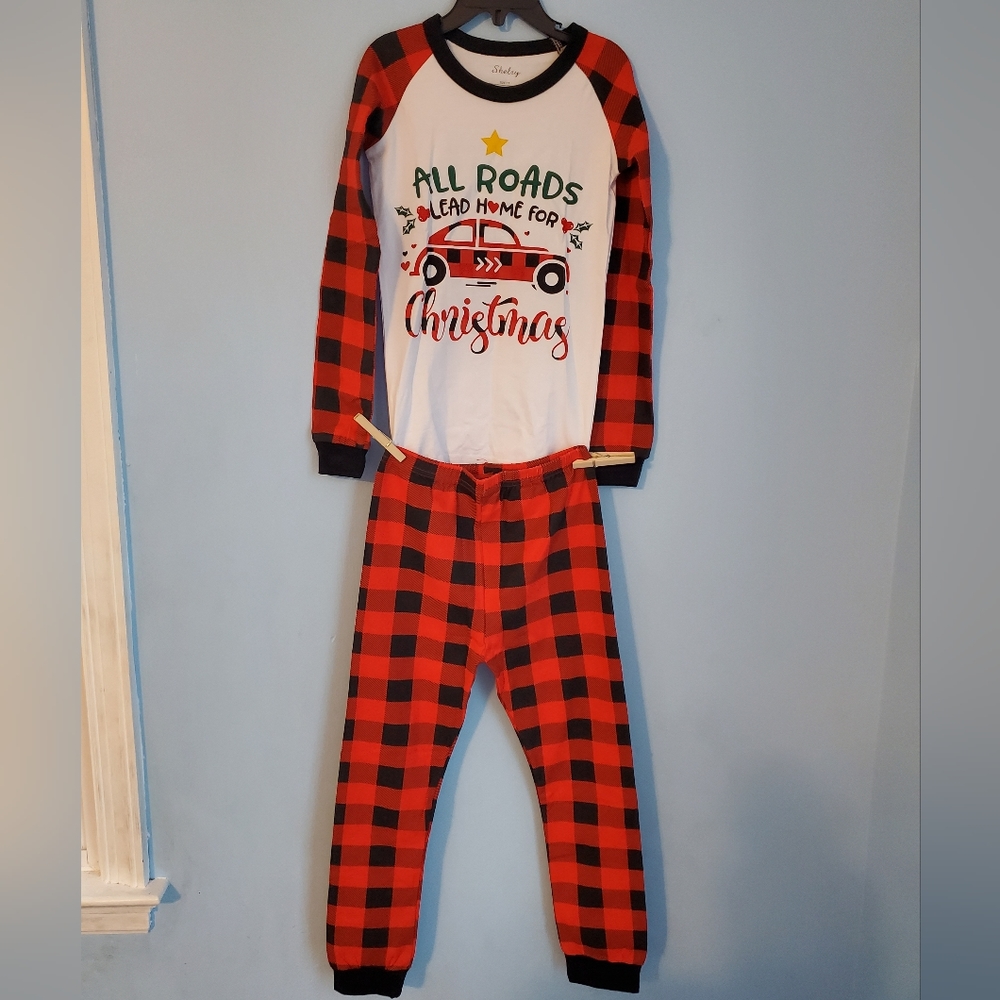NWOT Kid's Shelry Christmas Truck PJs